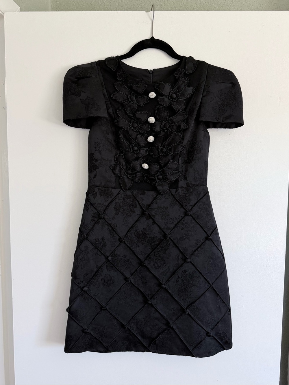 Dalia MacPhee Black Brocade Floral Applique Puff Sleeve Cocktail Mini Dress S